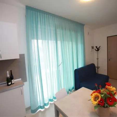 Apartment Modern Two-room Seaview - Beahost *