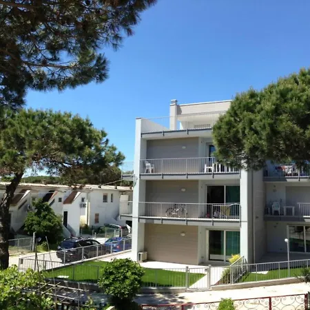 Apartment Modern Two-room Seaview - Beahost